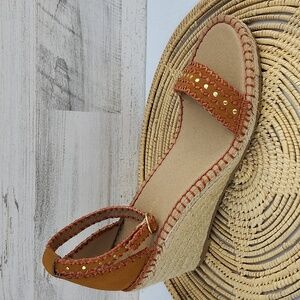NWOT ADRIENNE VITTADINI "CHARMING" ESPADRILLE WEDGE SANDALS